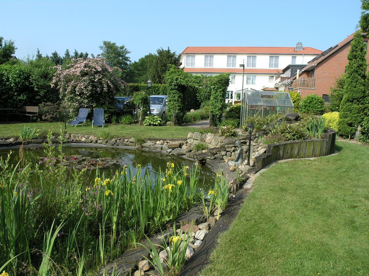 Hotel Garni Zur Alten Post Lembruch Exterior photo